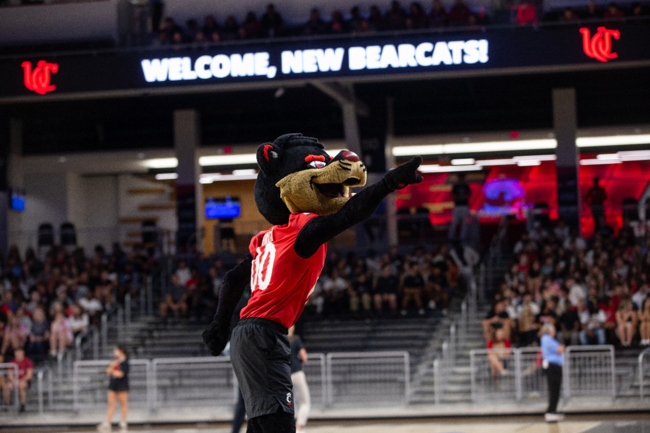Bearcats Kickoff (Convocation) for incoming first-year students